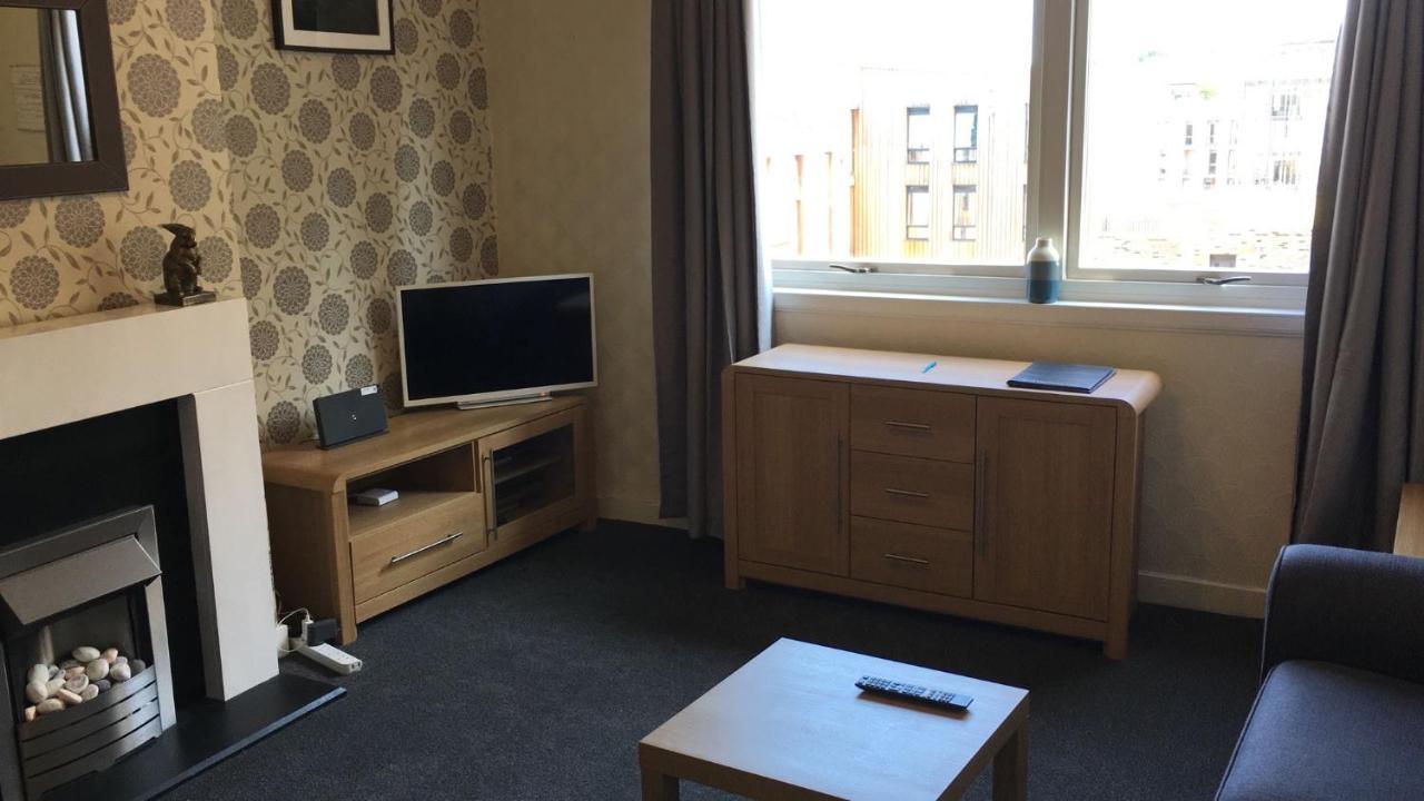 2 Bedroom Flat in the Royal Mile Единбург Екстериор снимка